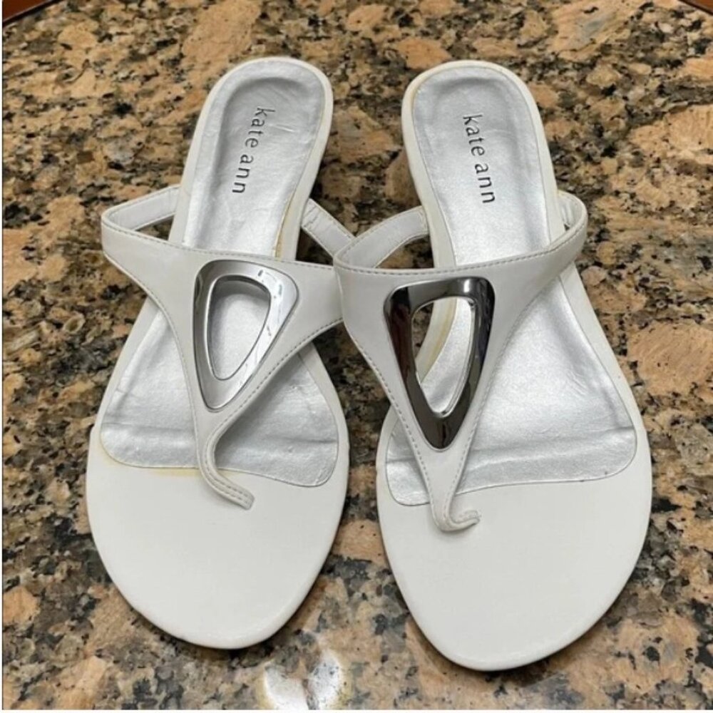 Kate Ann White wedge Sandals Size